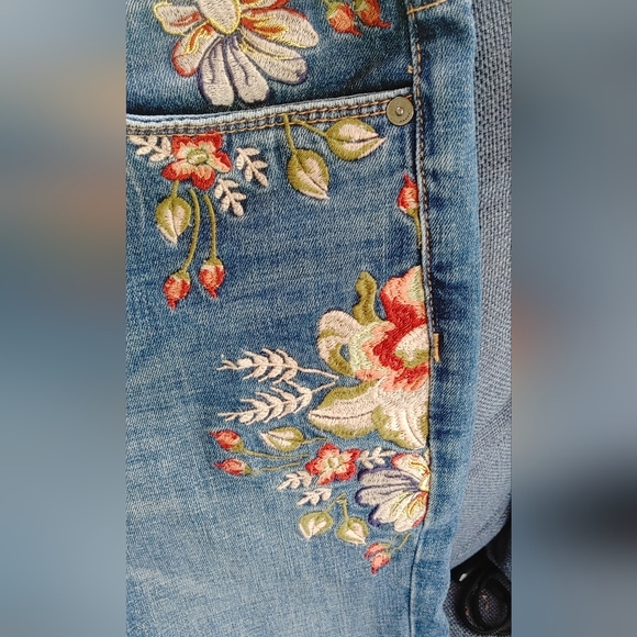 Blank NYC embroidered Jeans sx.26 - Picture 4 of 8